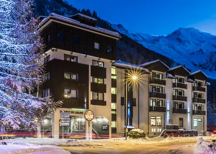 Les Aiglons Hotel